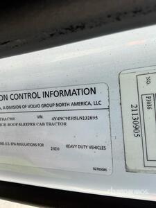 2020 Volvo VNL760 6x4 T/A Sleeper Truck Tractor