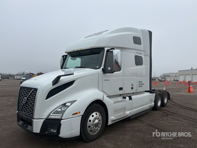 2020 Volvo VNL760 6x4 Cabeza Tractora Cabina Dormitorio