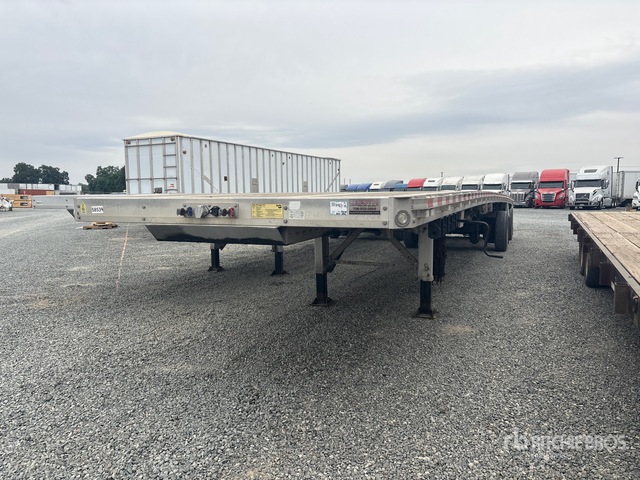 2022 Reitnouer 48 ft T/A Spread Axle Flatbed Trailer