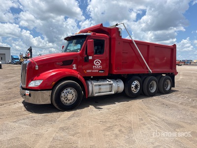 2015 Peterbilt 579 8x4 Tri/A Dump Truck