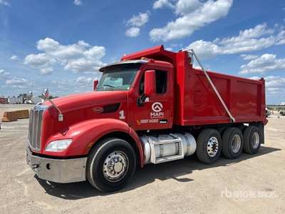 2015 Peterbilt 579 8x4 T / A-kiepwagen