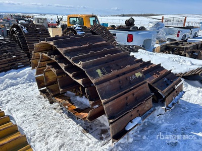 Quantity of (2) 36 in single grouser Tracks - Fits Cat D7