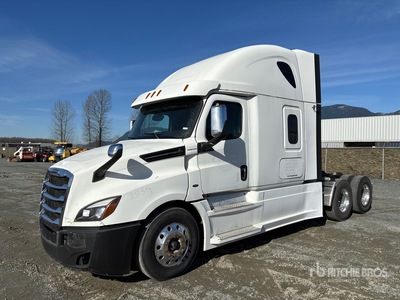 2020 Freightliner Cascadia 6x4 T/A Sleeper Truck Tractor