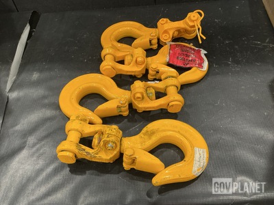 (4) Cargotec USA 9842870 Hoist Hooks