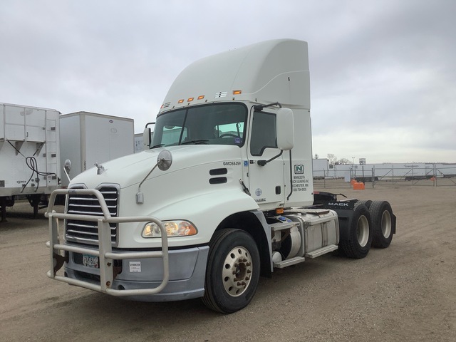 2016 Mack 600 T/A Sleeper Truck Tractor