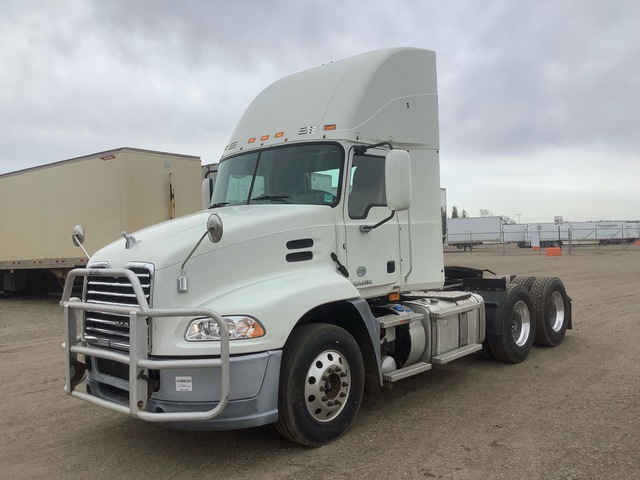 2017 Mack T/A Day Cab Truck Tractor