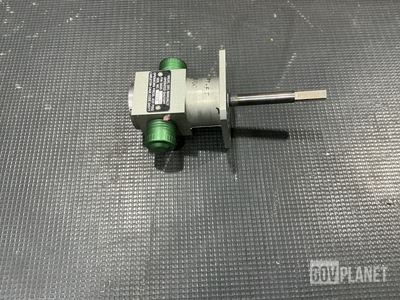 Carleton Technologies 5600-1 Globe Valve