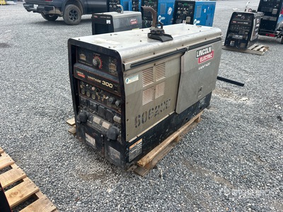 Lincoln Electric Vantage 300 300 A Multi-Process Engine Driven Welder