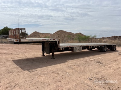 2005 Fontaine 47 ft T/A Spread Axle Przyczepa z pokładem schodkowym