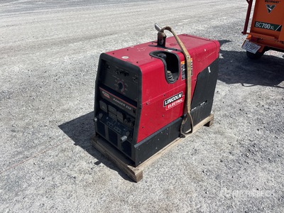 Lincoln Electric 250 A Skid-Mounted Stick Soudeuse
