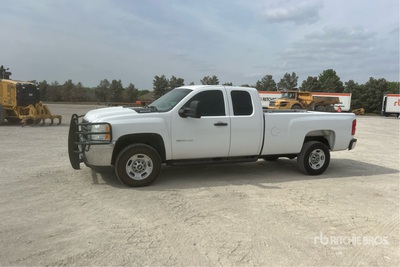 2013 Chevrolet 2500HD LS 4x2 Extended Cab Pickup