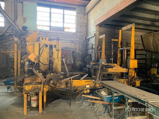 photos & videos