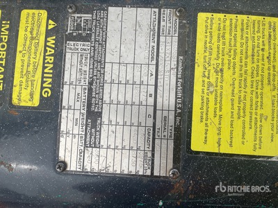 Komatsu FG25ST-14 フォークリフト