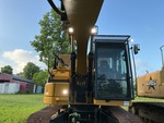 General Appearance with Exterior Lights