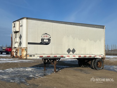 1986 Fruehauf 26 ft x 96 in S/A Van Trailer
