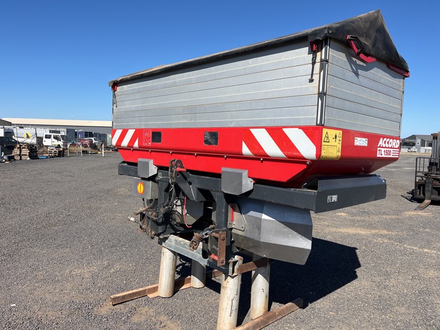 2011 Accord TL1500 3-Point Fertilizer Spreader