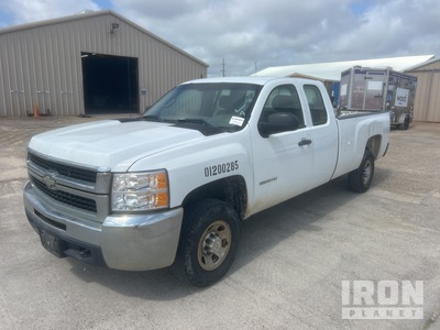 2010 Chevrolet Silverado 2500HD 4x2 Extended Cab بيك اب