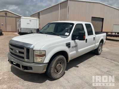 2010 Ford F-250 XLT 4x2 Crew Cab Pickup