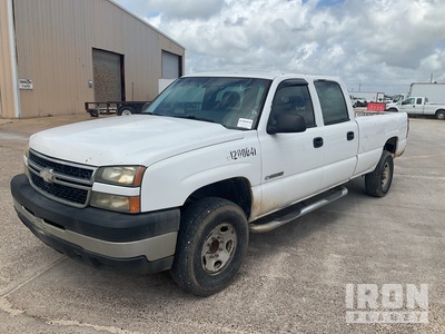 2007 Chevrolet 2500 HD 4x2 Crew Cab Pickup