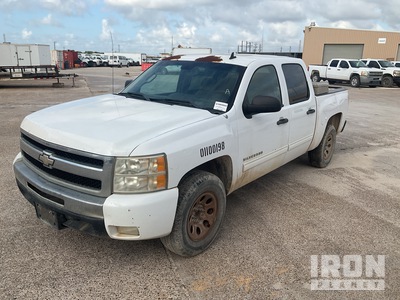2011 Chevrolet Silverado 4x2 Crew Cab Pickup