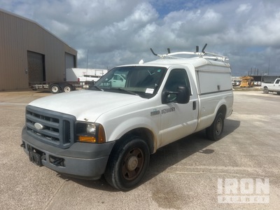 2007 Ford F-250 XL 4x2 Dual Cab Pickup