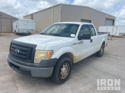 2011 Ford F-150 XL 4x2 Extended Cab Pickup