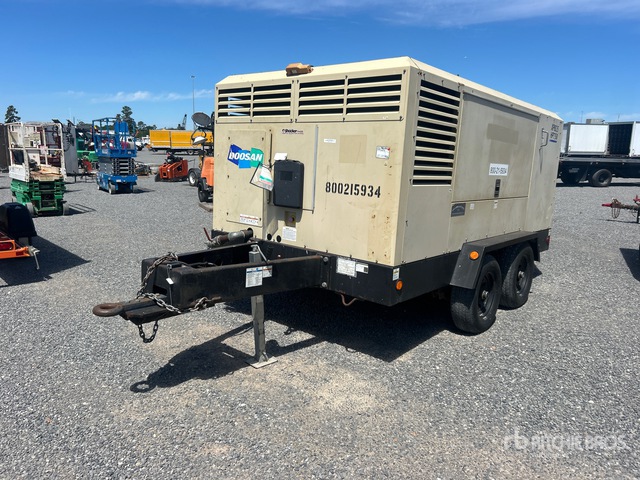 2018 Doosan XP825 825 m3/min Mobile Air Compressor