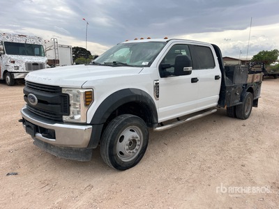 2019 Ford F-550 XL 4x4 Crew Cab Ciężarówka z płaską platformą