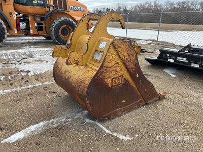 39 in Tooth Bucket - Fits Wheeled Excavator