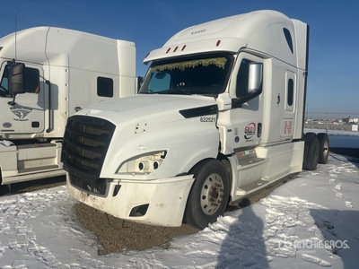 2019 Freightliner Cascadia 126 6x4 T/A Sleeper Truck Tractor
