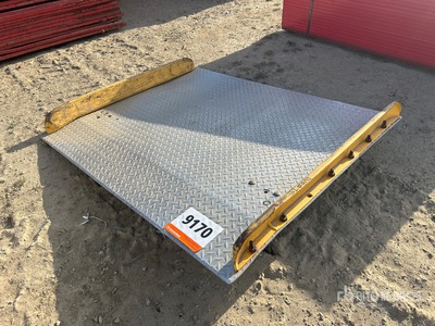Vestel 5 ft x 4 ft Dock Plate ادوات صناعية متنوعة