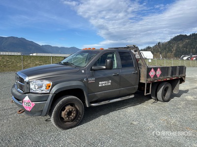 2010 Dodge Ram 5500 4x4 شاحنة مسطحة