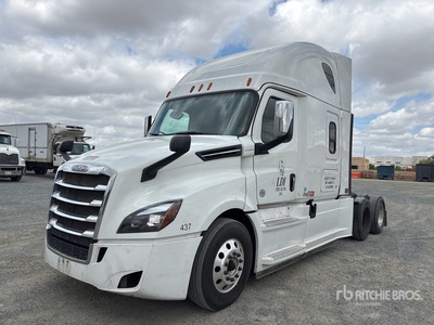 2018 Freightliner Cascadia 126 6x4 T/A Sleeper Truck Tractor