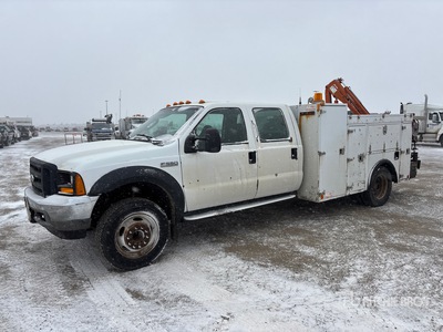 2007 Ford F-550 XL 4x2 Crew Cab Camion de service