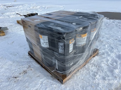 Quantity of Cat Transmission & Drive Oil Varios, tienda, almacen, consumidor (Unused)