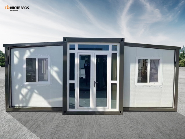 2026 LEVE LE20 19 ft 5 in x 20 ft Expandable House (Unused)