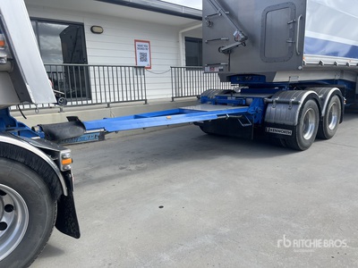 2023 Sloanebuilt Bogie/A Road Train عربة صغيرة