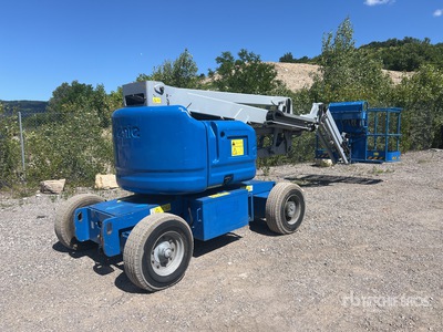 2012 Genie Z45/25 2WD Electric Nacelle Articulee Electrique Articulating Boom Lift