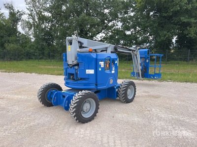 2012 Genie Z34/22 4WD Diesel Nacelle Articulee Articulating Boom Lift