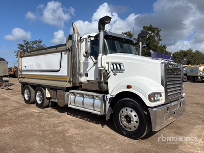 2017 Mack CMHR Trident 6x4 T/A Camión dumper