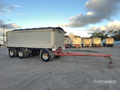 2016 MaxiTrans 5.8 m Super Dog End Dump Trailer
