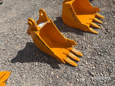 2026 GIYI GY-BK 12 in Digging Cat 305 Excavator Bucket (Unused)