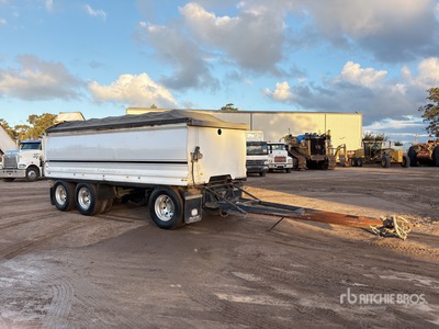 2015 Muscat 5.9 m Super Dog End Dump Trailer