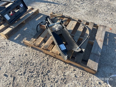 2026 GIYI GY-XJ3T 30 in Hydraulic Excavator Thumb (Unused)