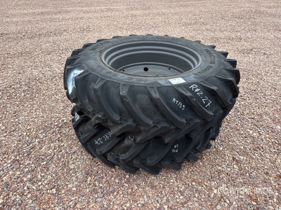 Quantity of (2) Mitas 16,9 -34 F Roues Räder