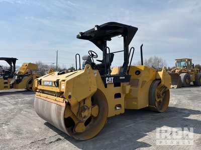 2007 Cat CB564D Double Drum Roller