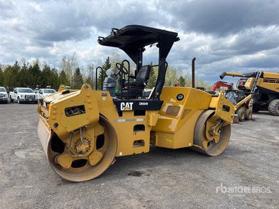 2007 Cat CB564D Double Drum Roller