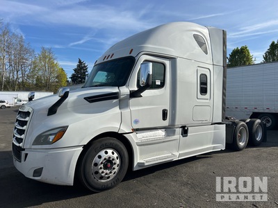 2019 Freightliner Cascadia 126 6x4 T/A Sleeper Truck Tractor (Inoperable)