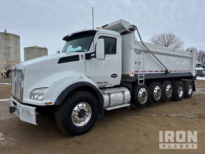 2017 Kenworth T880 12x4 Tipper Truck