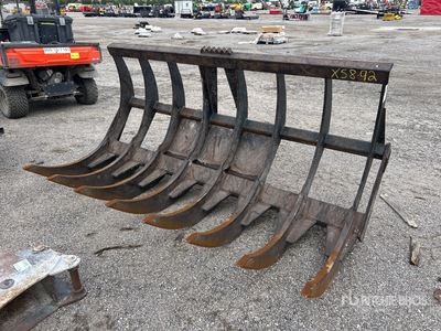 2019 John Deere 106 in Skeleton Wheel Loader Rake - Fits 624L